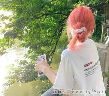 傷感中帶有一點痛的女生網名 悲傷一點的女生昵稱 傷感中帶有一點痛的女生網名 悲傷一點的女生昵稱